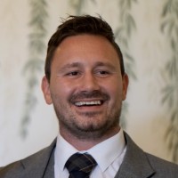 Dr. Allan Knox